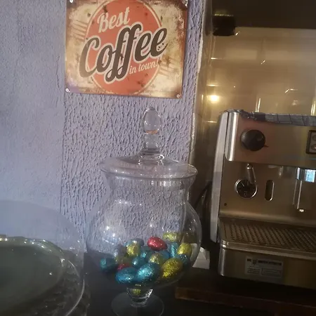 Le Bistrot Du Lot Nocleg ze śniadaniem Cassaniouze